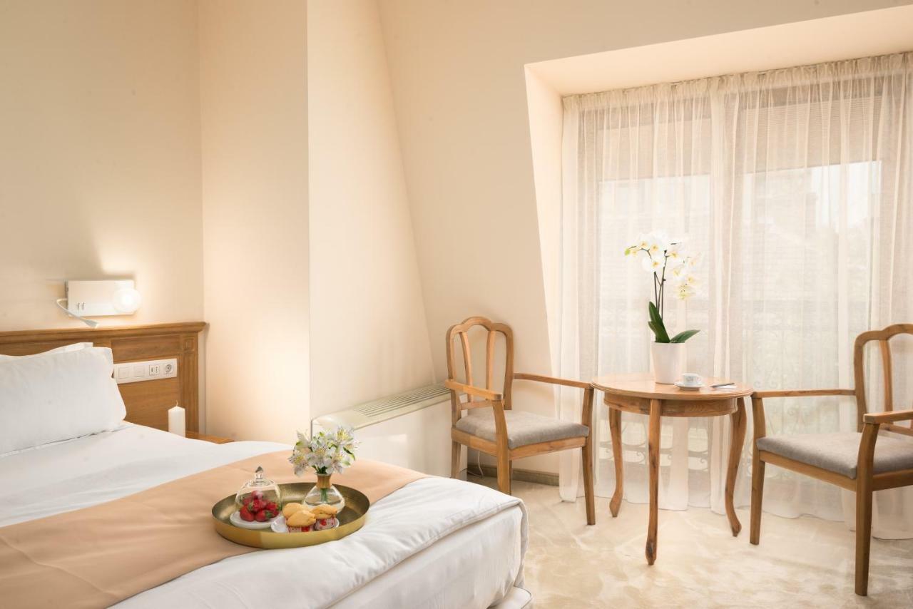 Family Hotel Anna Rusze Kültér fotó